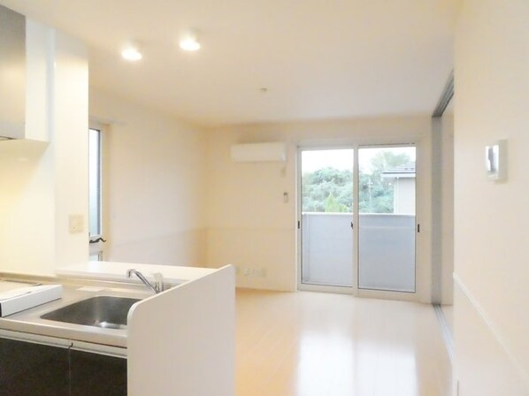 ラフレ仲道Cの物件内観写真